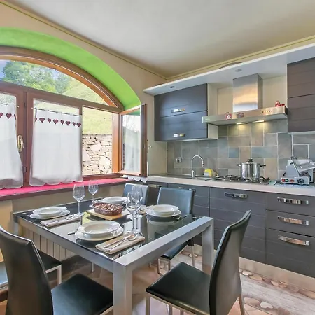 Lägenhet La Casa Di Olaf With Garden - Happy Rentals